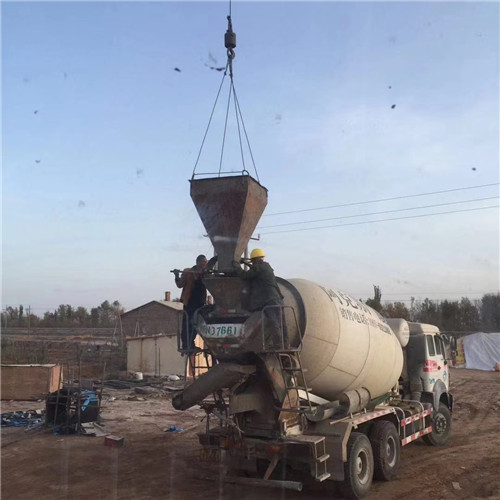 义安区“精准瞄准”—— 吊车的 “定位导航” 技术