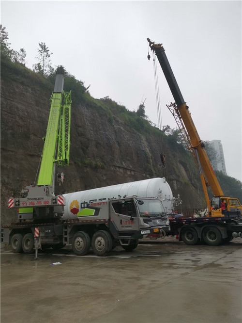 义安区“不怕风雨冻”—— 吊车的 “恶劣环境适应” 技术